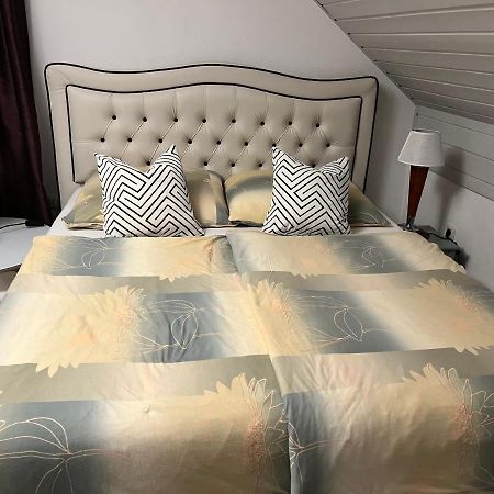 Zimmer Zum Wohlfuehlen Eching  Esterno foto
