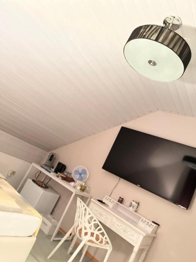 Zimmer Zum Wohlfuehlen Eching  Esterno foto